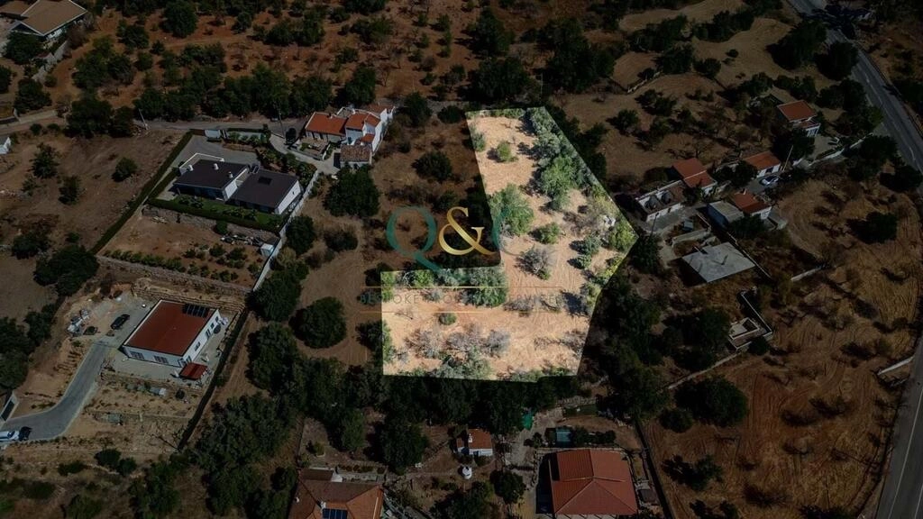 Land For Sale in Querença Land For Sale in Querença