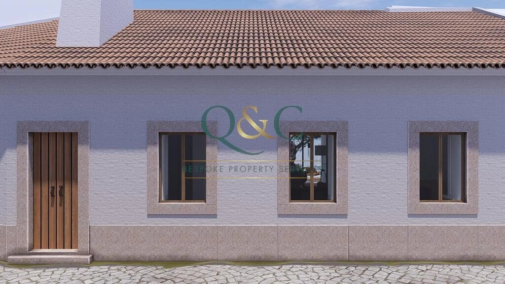 Villa to be renovated For Sale in São Brás de Alportel Villa to be renovated For Sale in São Brás de Alportel