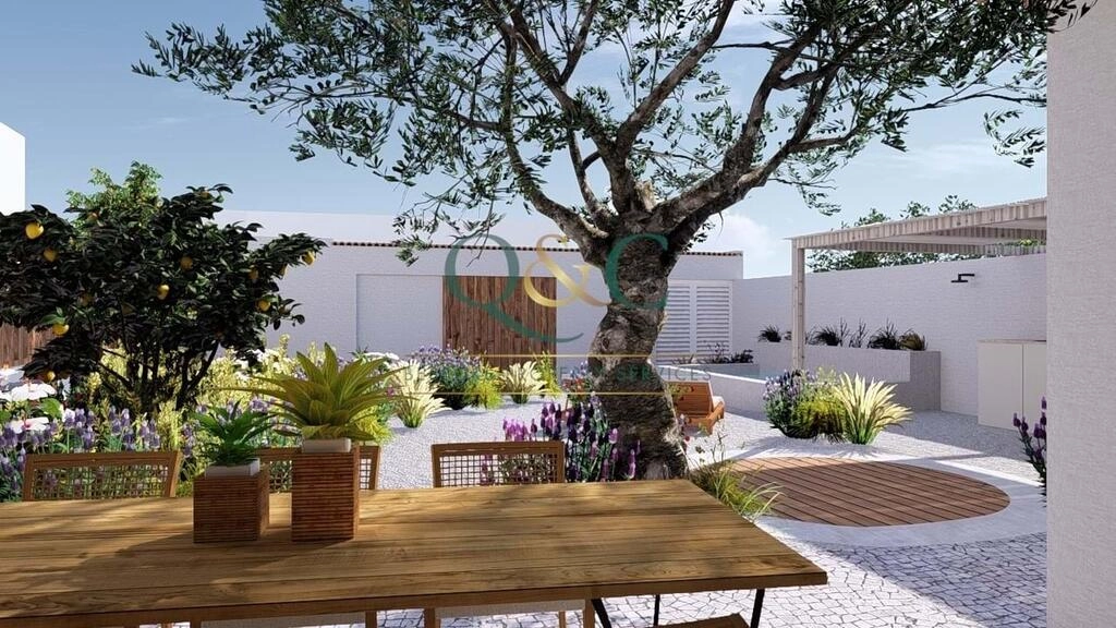 Villa to be renovated For Sale in São Brás de Alportel Villa to be renovated For Sale in São Brás de Alportel