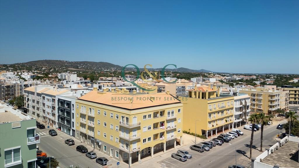 Apartment com 3 quartos à venda em Loulé (São Clemente) Apartment com 3 quartos à venda em Loulé (São Clemente)
