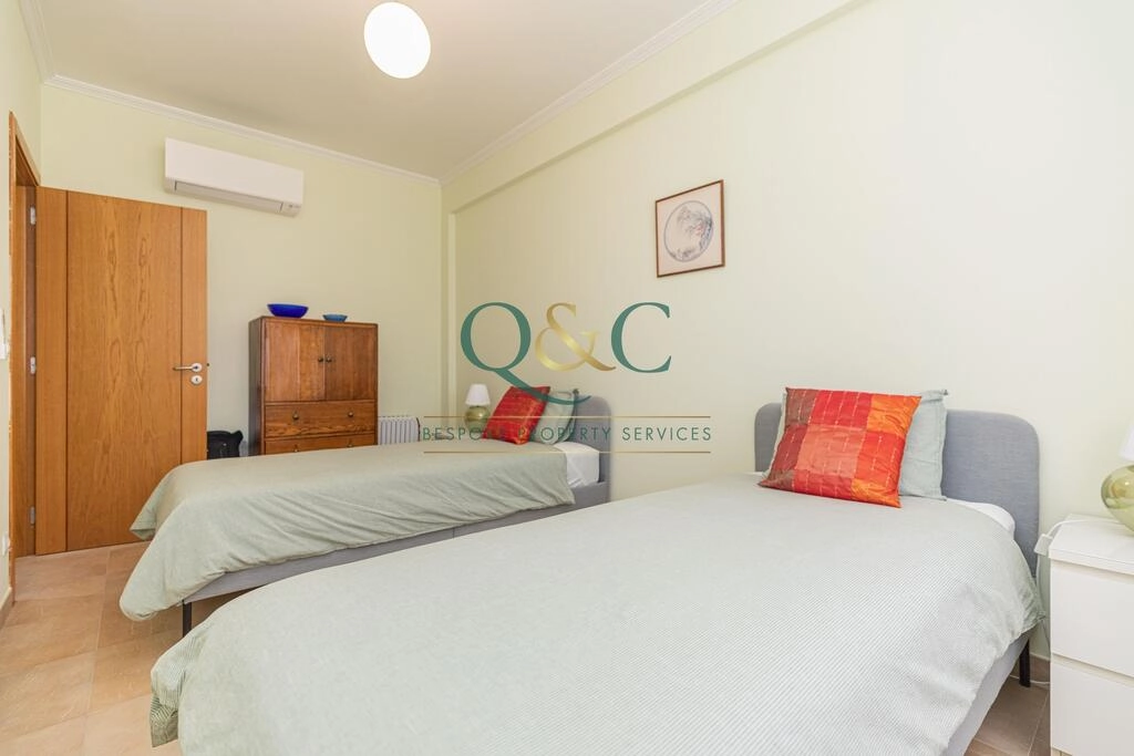 Apartment com 3 quartos à venda em Loulé (São Clemente) Apartment com 3 quartos à venda em Loulé (São Clemente)