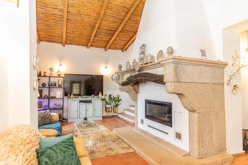 4 Bedroom Farmhouse For Sale in São Brás de Alportel 4 Bedroom Farmhouse For Sale in São Brás de Alportel