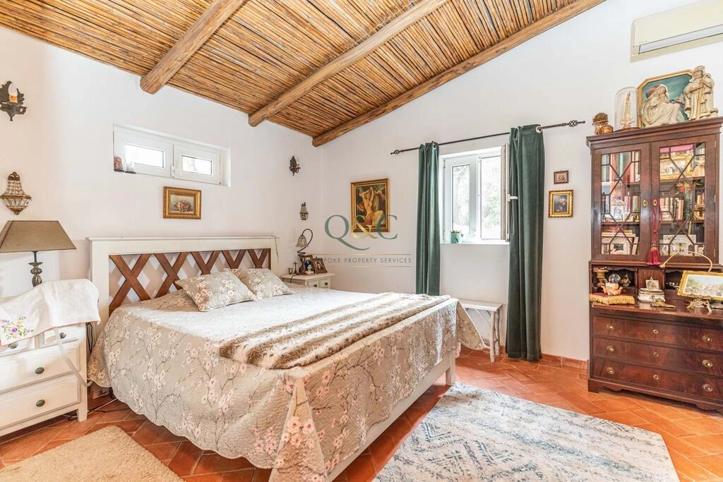 4 Bedroom Farmhouse For Sale in São Brás de Alportel 4 Bedroom Farmhouse For Sale in São Brás de Alportel