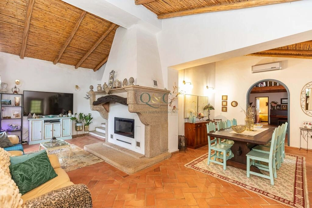 4 Bedroom Farmhouse For Sale in São Brás de Alportel 4 Bedroom Farmhouse For Sale in São Brás de Alportel