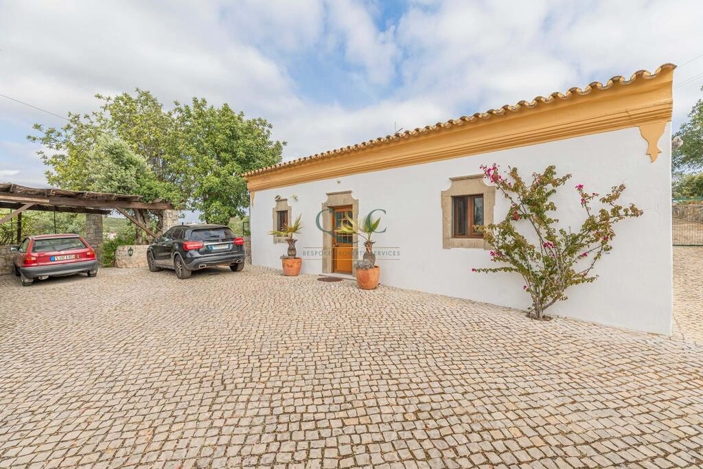 Farmhouse com 4 quartos à venda em São Brás de Alportel Farmhouse com 4 quartos à venda em São Brás de Alportel