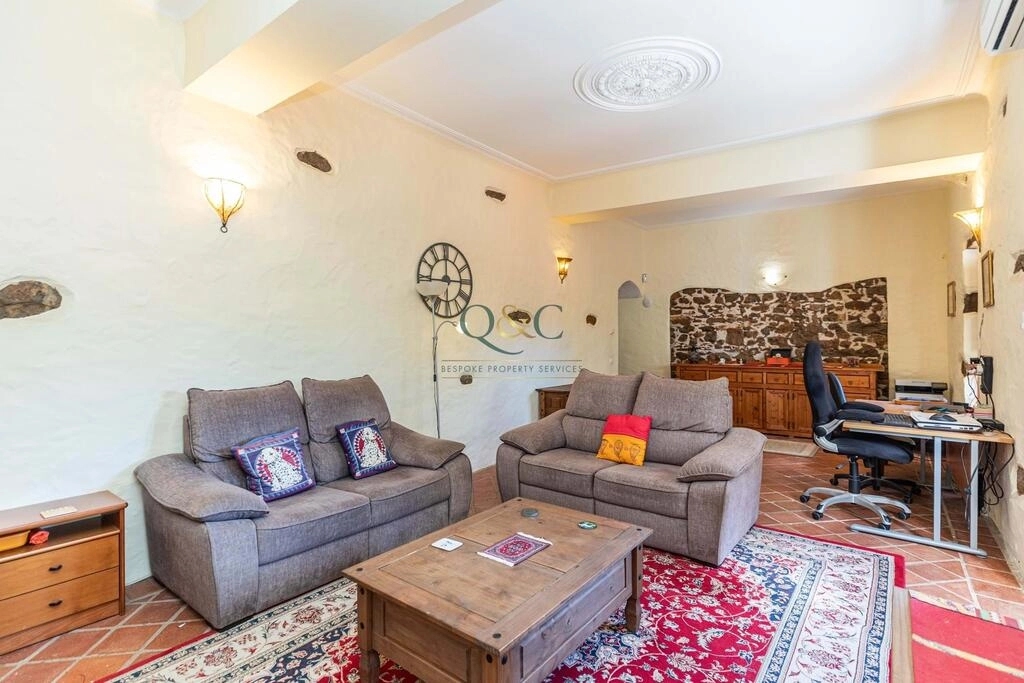 Farmhouse com 5 quartos à venda em São Brás de Alportel Farmhouse com 5 quartos à venda em São Brás de Alportel