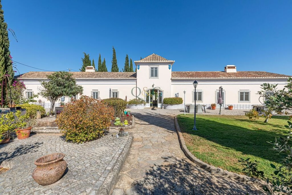 Farmhouse avec 9 chambres à vendre à São Brás de Alportel Farmhouse avec 9 chambres à vendre à São Brás de Alportel