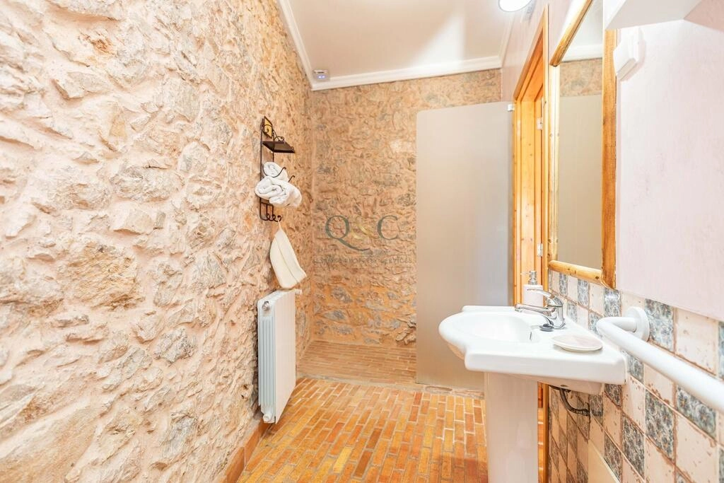 Farmhouse avec 9 chambres à vendre à São Brás de Alportel Farmhouse avec 9 chambres à vendre à São Brás de Alportel
