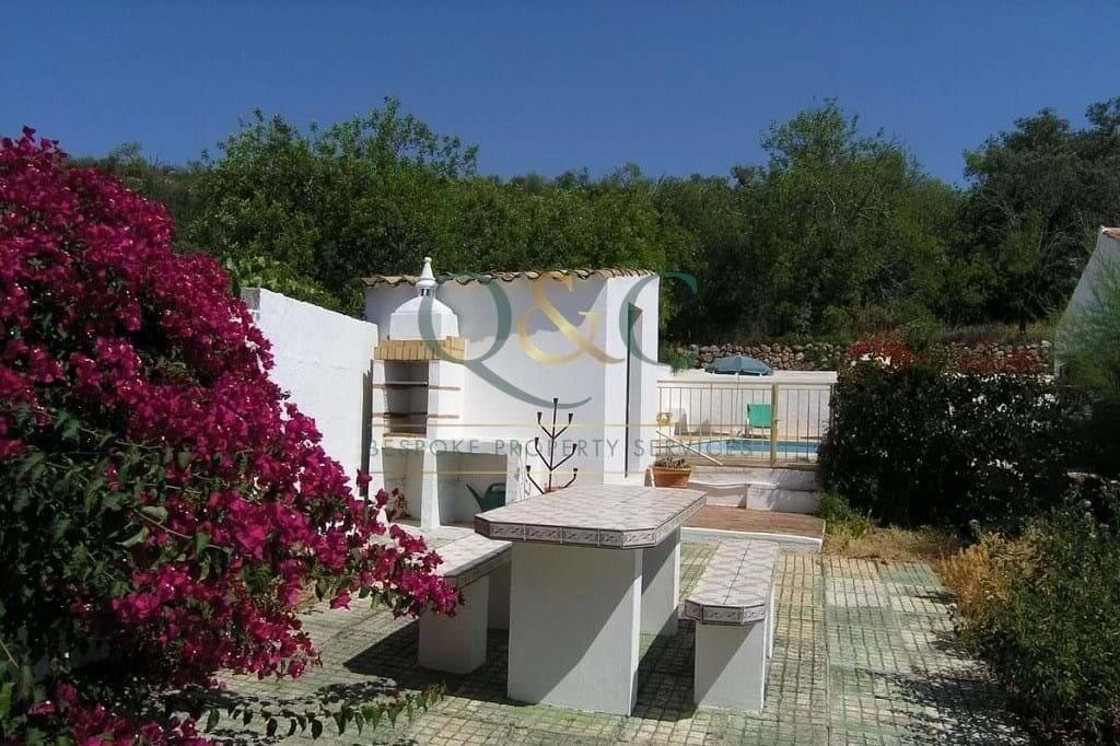Villa com 2 quartos à venda em Querença Villa com 2 quartos à venda em Querença