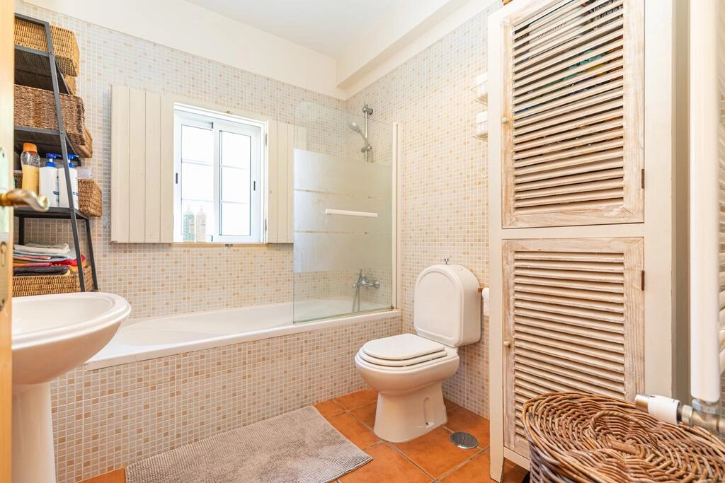 3 Bedroom Villa For Sale in Benafim 3 Bedroom Villa For Sale in Benafim