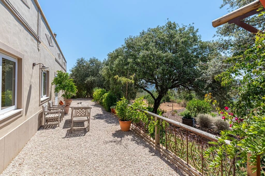 3 Bedroom Villa For Sale in Benafim 3 Bedroom Villa For Sale in Benafim