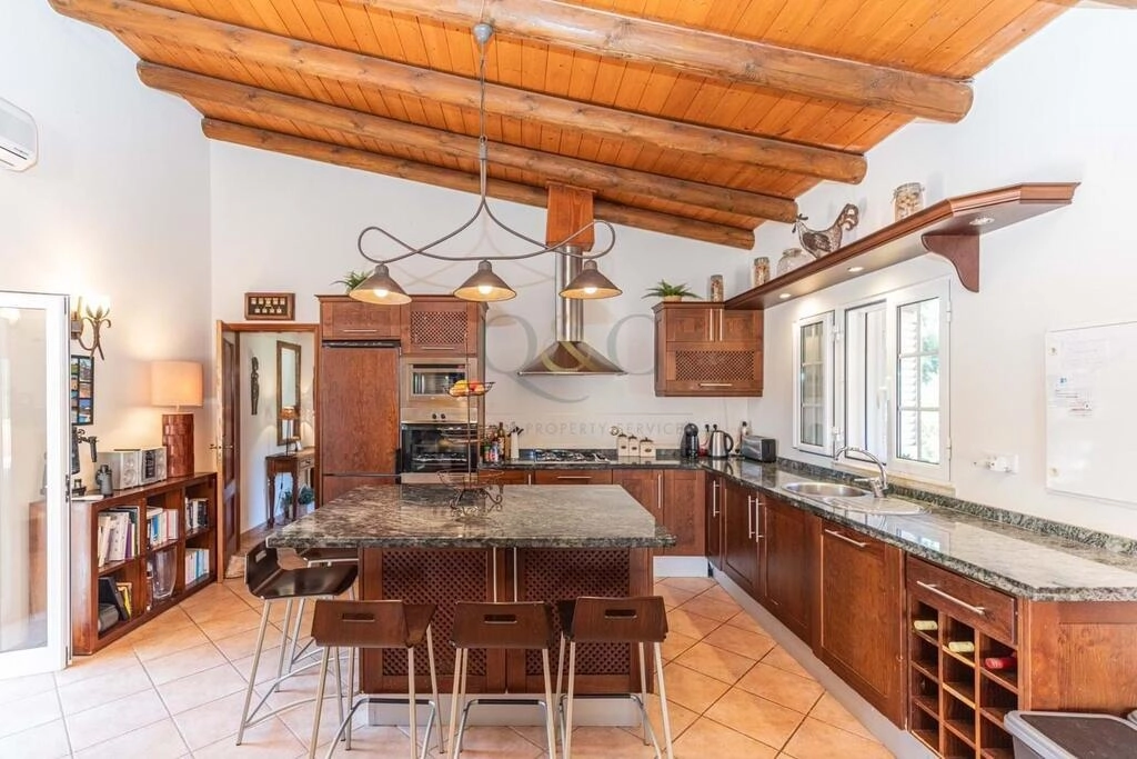 3 Bedroom Villa For Sale in Salir 3 Bedroom Villa For Sale in Salir