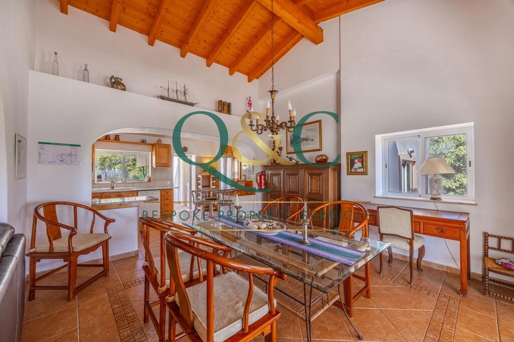 3 Bedroom Villa For Sale in Moncarapacho 3 Bedroom Villa For Sale in Moncarapacho