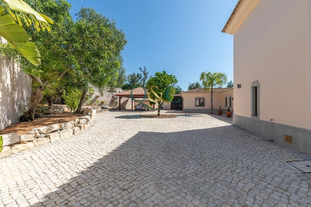 Villa avec 3 chambres à vendre à Loulé (São Clemente) Villa avec 3 chambres à vendre à Loulé (São Clemente)