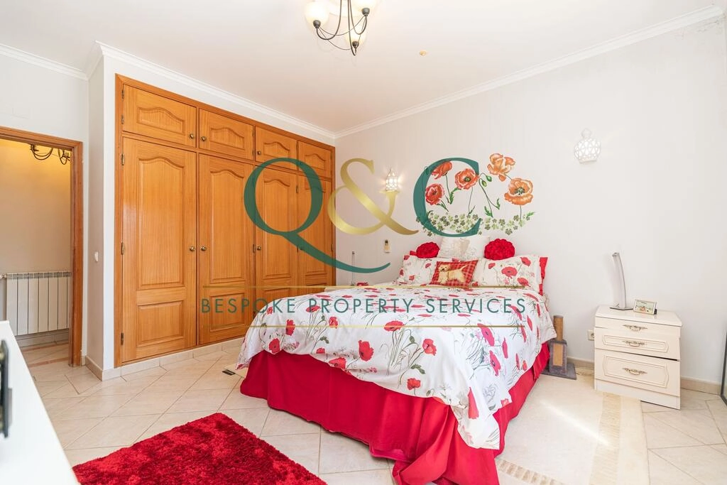 Villa avec 3 chambres à vendre à Loulé (São Clemente) Villa avec 3 chambres à vendre à Loulé (São Clemente)