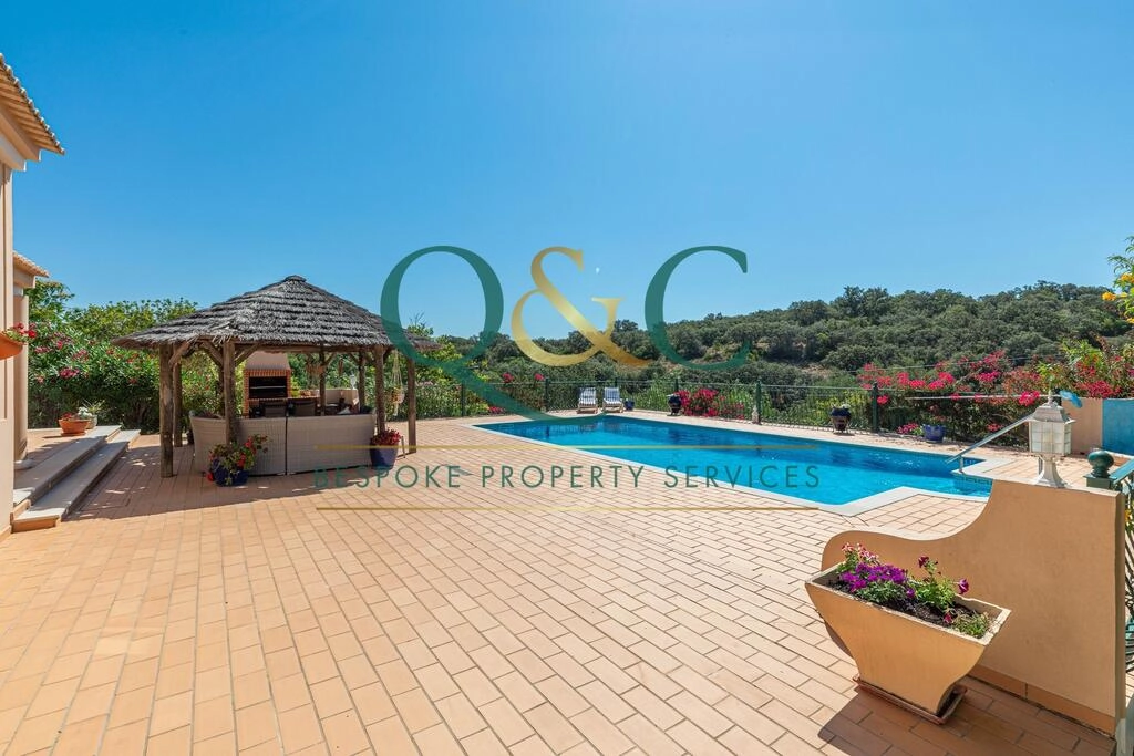 Villa avec 3 chambres à vendre à Loulé (São Clemente) Villa avec 3 chambres à vendre à Loulé (São Clemente)