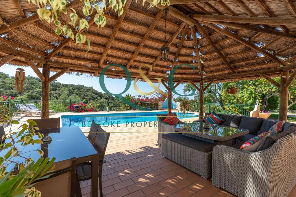 Villa avec 3 chambres à vendre à Loulé (São Clemente) Villa avec 3 chambres à vendre à Loulé (São Clemente)