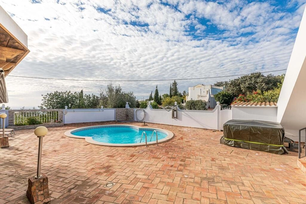 Villa avec 3 chambres à vendre à São Brás de Alportel Villa avec 3 chambres à vendre à São Brás de Alportel