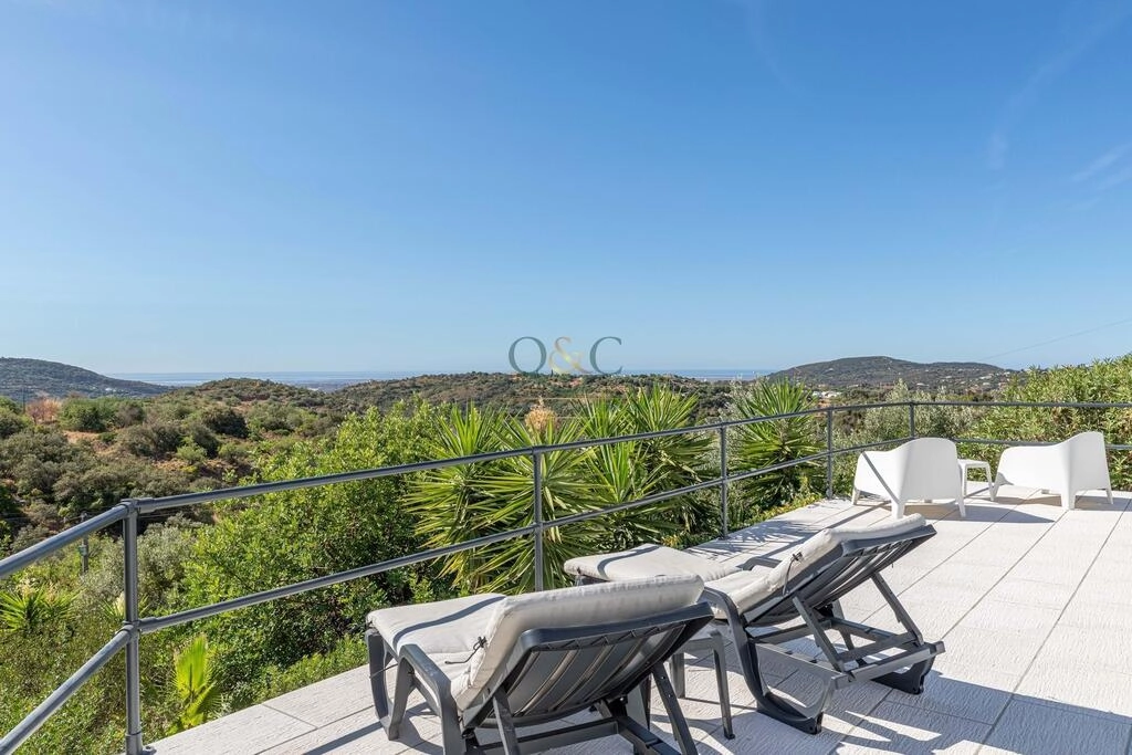 Villa avec 3 chambres à vendre à São Brás de Alportel Villa avec 3 chambres à vendre à São Brás de Alportel
