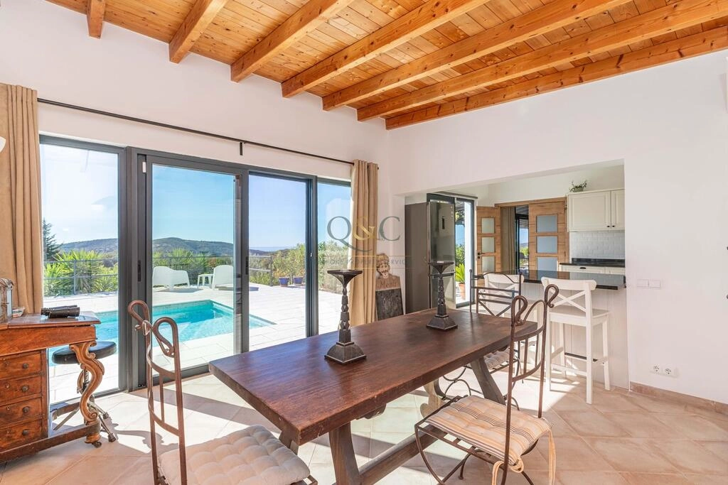 Villa avec 3 chambres à vendre à São Brás de Alportel Villa avec 3 chambres à vendre à São Brás de Alportel