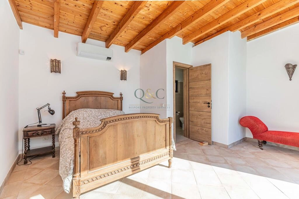 Villa avec 3 chambres à vendre à São Brás de Alportel Villa avec 3 chambres à vendre à São Brás de Alportel