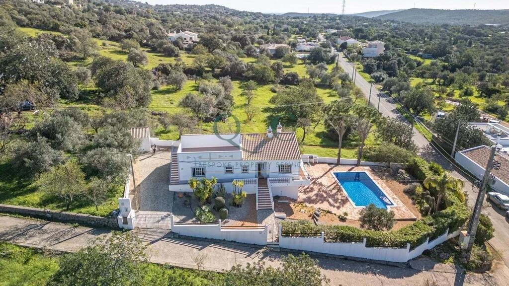 Villa avec 3 chambres à vendre à São Brás de Alportel Villa avec 3 chambres à vendre à São Brás de Alportel