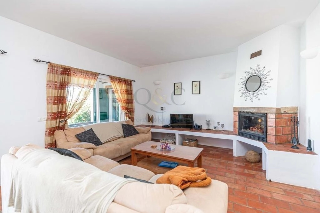 Villa avec 3 chambres à vendre à São Brás de Alportel Villa avec 3 chambres à vendre à São Brás de Alportel