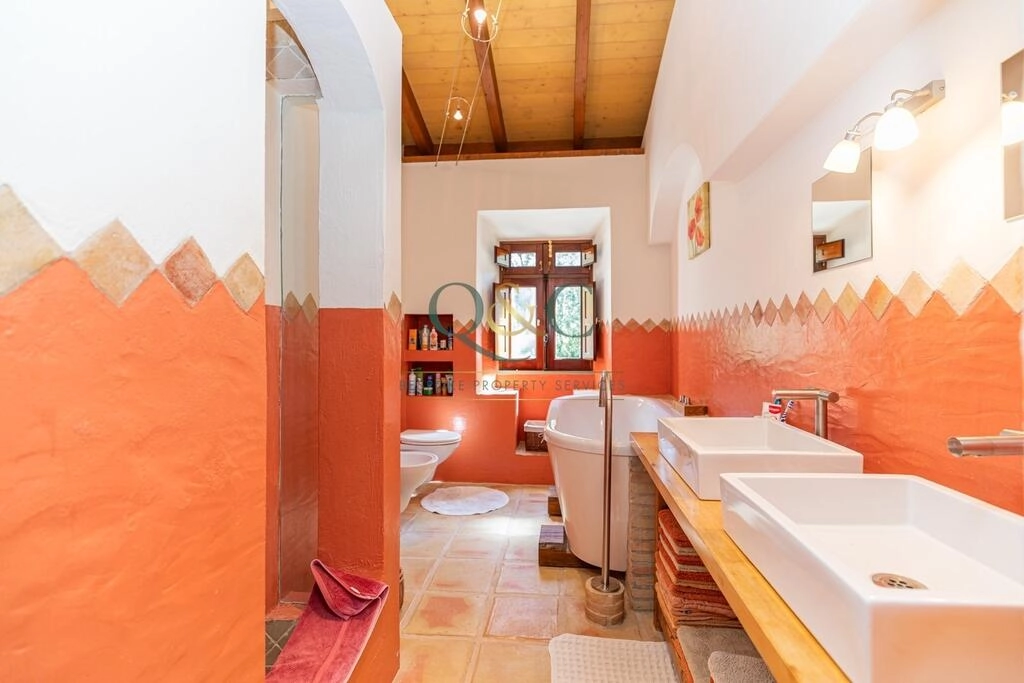 Villa com 3 quartos à venda em Loulé (São Clemente) Villa com 3 quartos à venda em Loulé (São Clemente)