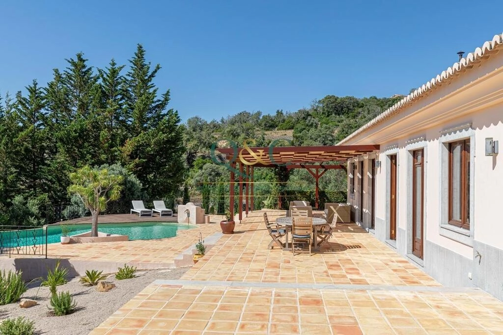 Villa com 3 quartos à venda em Loulé (São Clemente) Villa com 3 quartos à venda em Loulé (São Clemente)