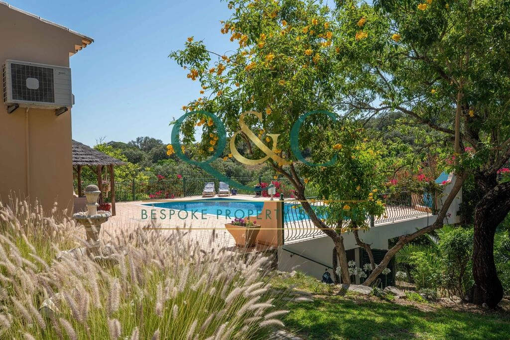 Villa com 3 quartos à venda em Loulé (São Clemente) Villa com 3 quartos à venda em Loulé (São Clemente)
