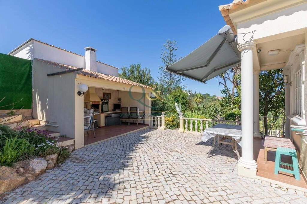 Villa com 3 quartos à venda em Loulé (São Sebastião) Villa com 3 quartos à venda em Loulé (São Sebastião)