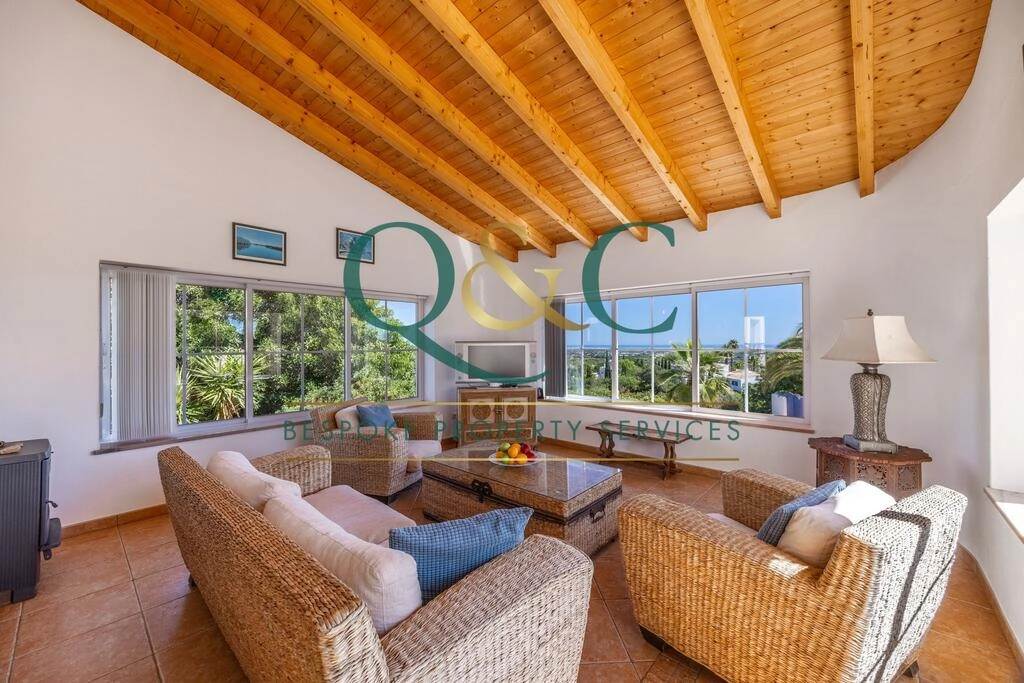 Villa com 3 quartos à venda em Moncarapacho Villa com 3 quartos à venda em Moncarapacho