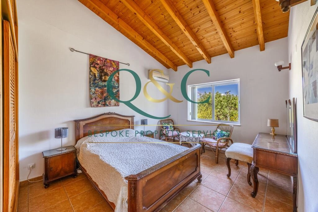 Villa com 3 quartos à venda em Moncarapacho Villa com 3 quartos à venda em Moncarapacho