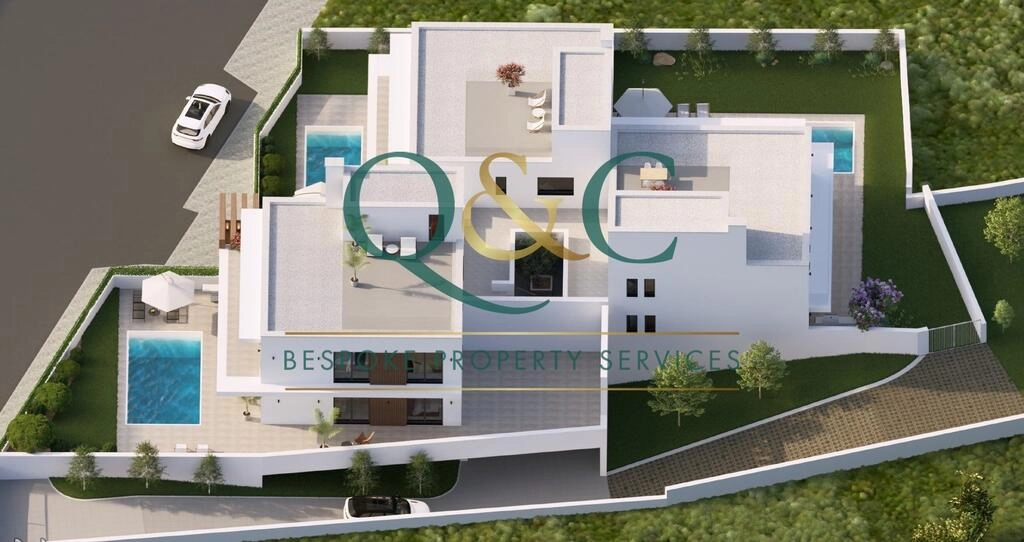 4 Bedroom Villa For Sale in Almancil 4 Bedroom Villa For Sale in Almancil
