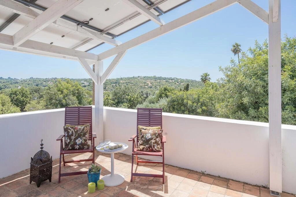 4 Bedroom Villa For Sale in Santa Bárbara de Nexe 4 Bedroom Villa For Sale in Santa Bárbara de Nexe