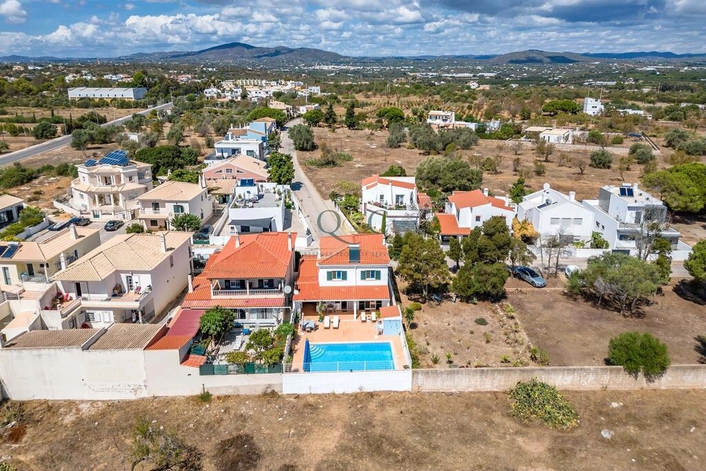 Villa avec 3 chambres à vendre à Fuseta Villa avec 3 chambres à vendre à Fuseta