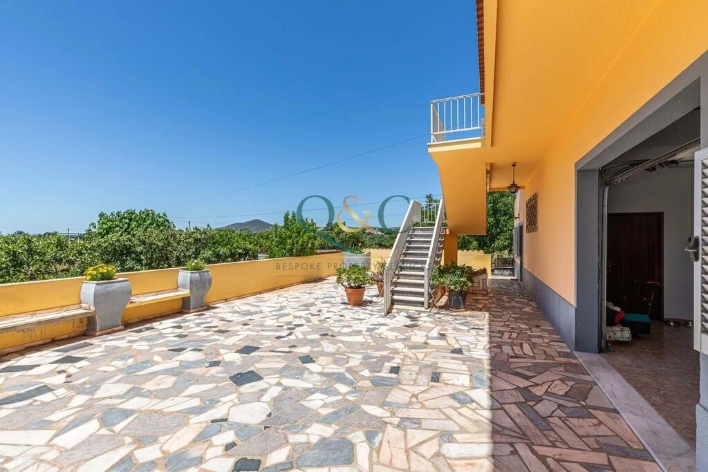Villa avec 4 chambres à vendre à Estoi Villa avec 4 chambres à vendre à Estoi