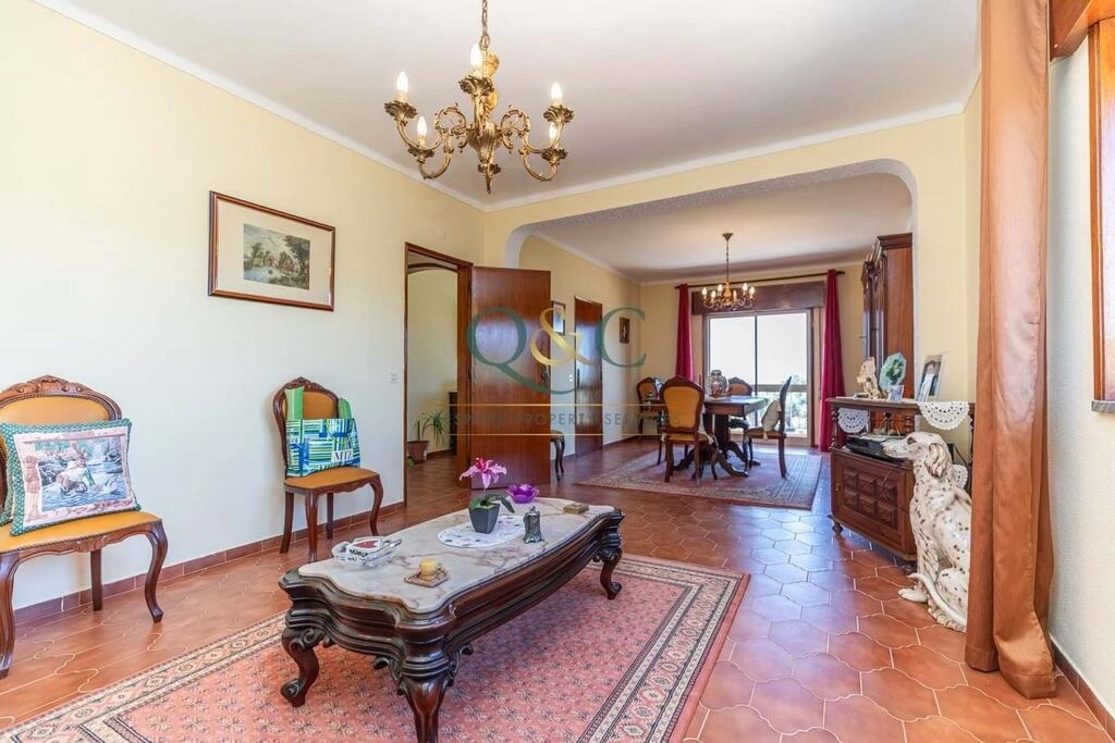 Villa avec 4 chambres à vendre à Estoi Villa avec 4 chambres à vendre à Estoi