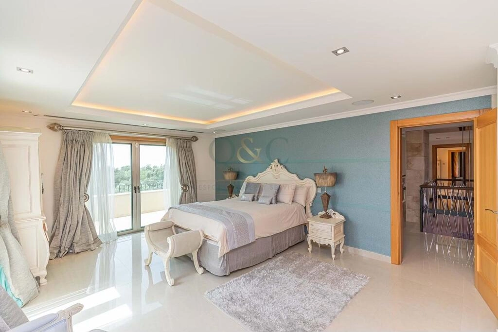 Villa avec 4 chambres à vendre à Loulé (São Clemente) Villa avec 4 chambres à vendre à Loulé (São Clemente)