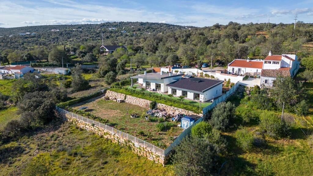 Villa avec 4 chambres à vendre à Querença Villa avec 4 chambres à vendre à Querença
