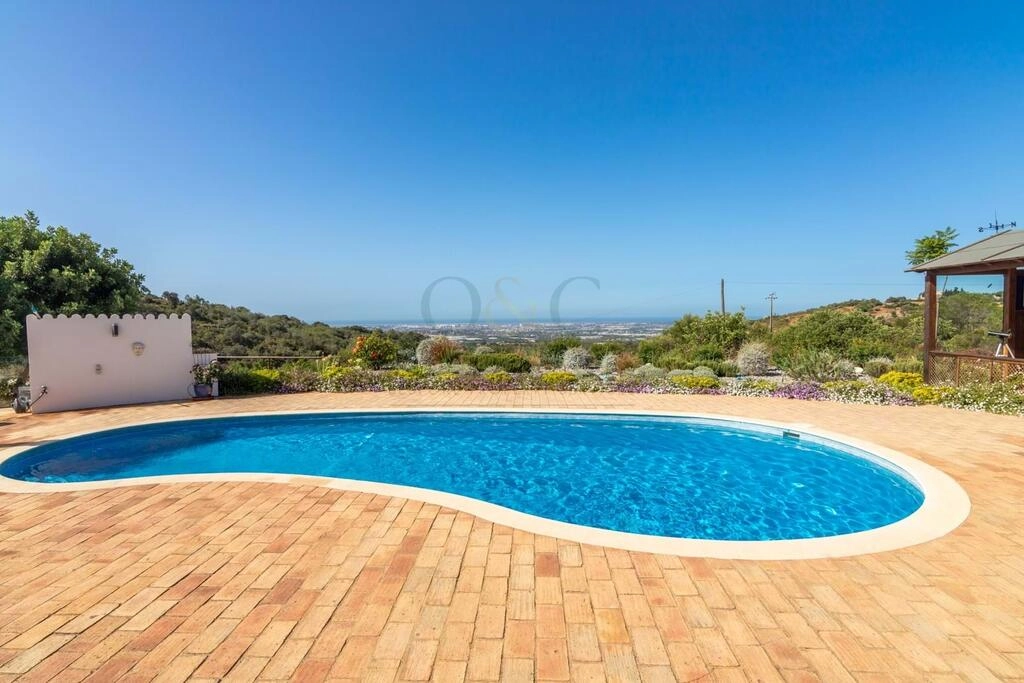 Villa avec 5 chambres à vendre à Conceição Villa avec 5 chambres à vendre à Conceição