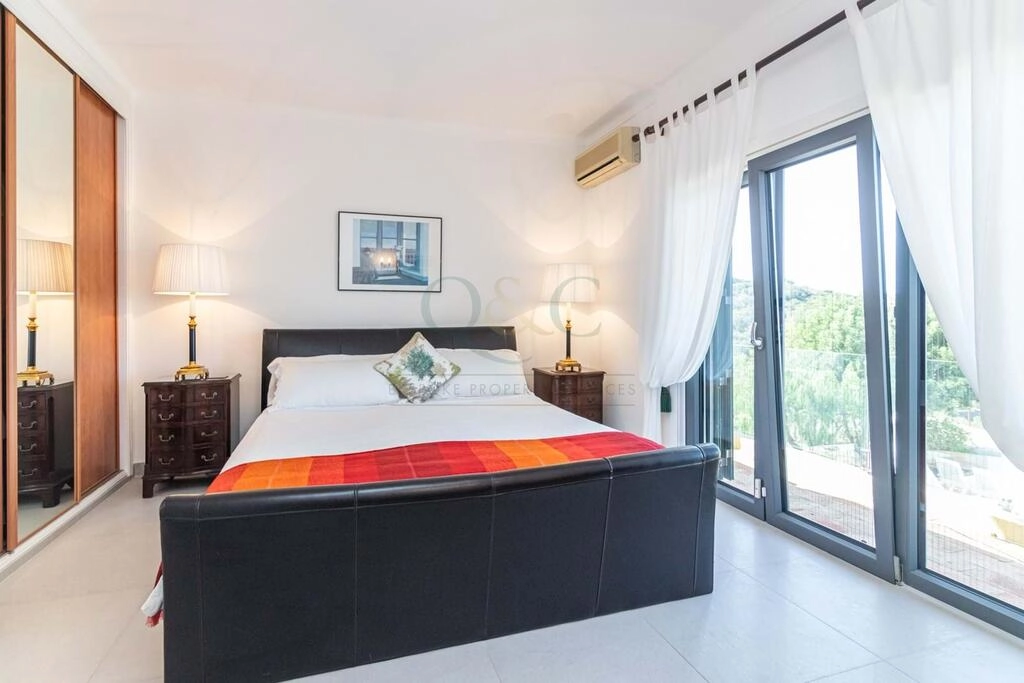 Villa avec 5 chambres à vendre à Conceição Villa avec 5 chambres à vendre à Conceição
