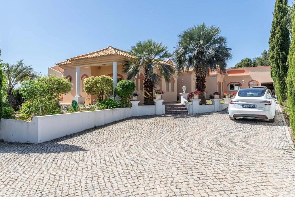 Villa com 5 quartos à venda em São Brás de Alportel Villa com 5 quartos à venda em São Brás de Alportel