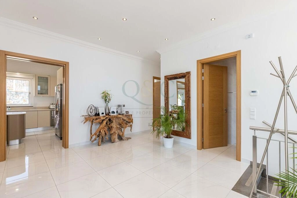 Villa avec 6 chambres à vendre à São Brás de Alportel Villa avec 6 chambres à vendre à São Brás de Alportel
