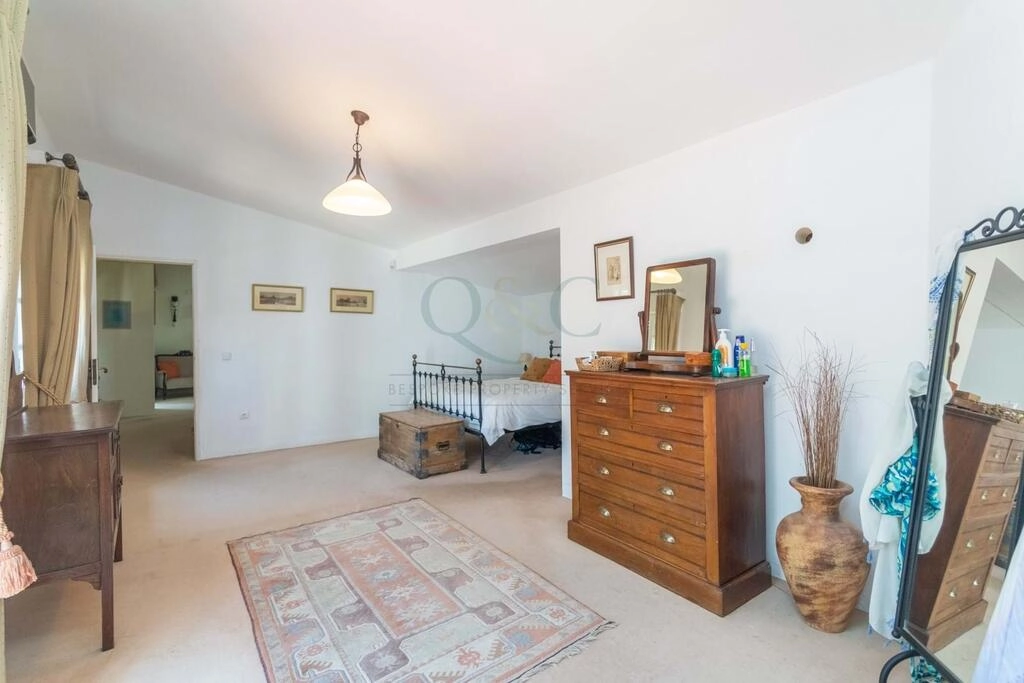 Villa com 6 quartos à venda em Loulé (São Sebastião) Villa com 6 quartos à venda em Loulé (São Sebastião)