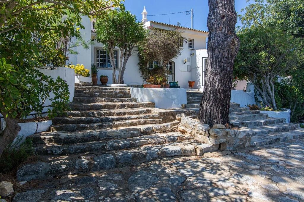 Villa com 6 quartos à venda em Loulé (São Sebastião) Villa com 6 quartos à venda em Loulé (São Sebastião)
