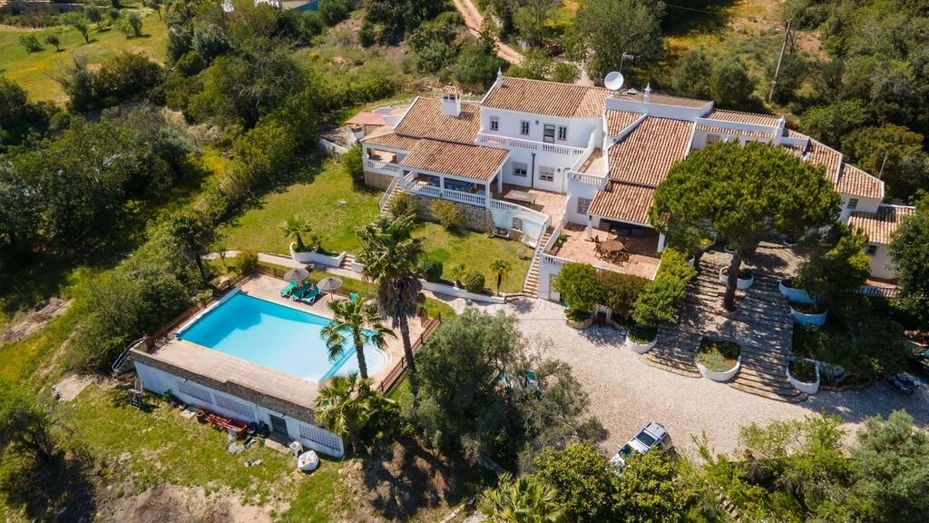Villa com 6 quartos à venda em Loulé (São Sebastião) Villa com 6 quartos à venda em Loulé (São Sebastião)