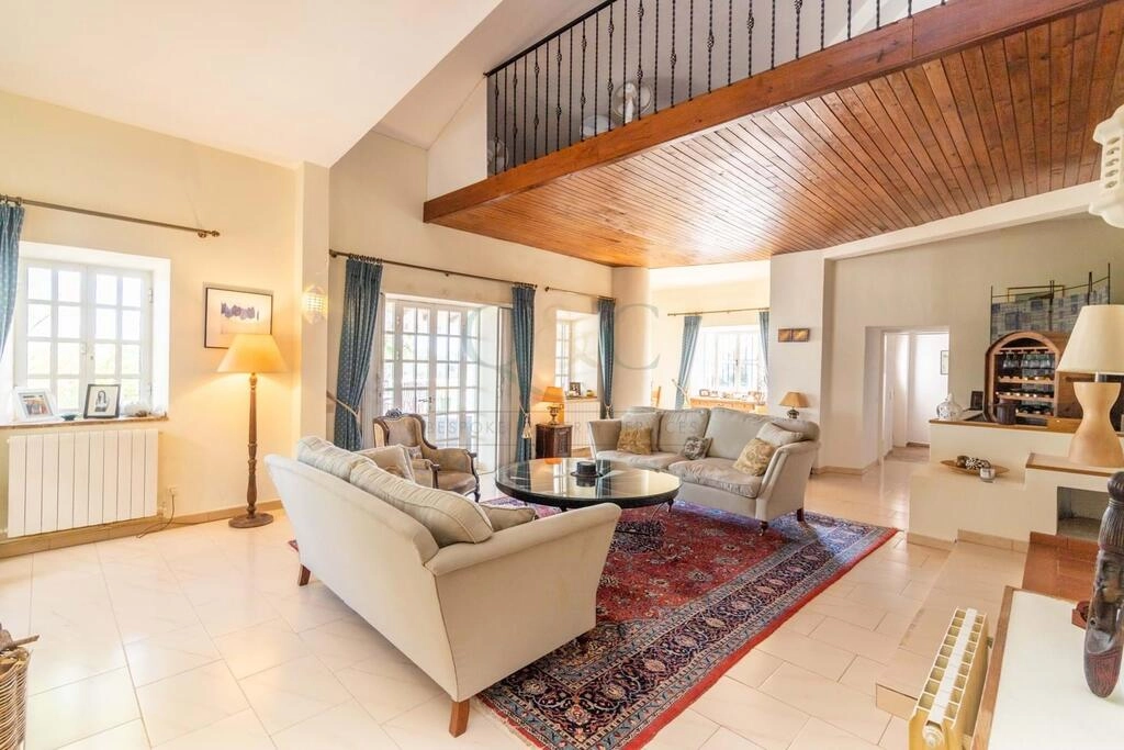 Villa com 6 quartos à venda em Loulé (São Sebastião) Villa com 6 quartos à venda em Loulé (São Sebastião)