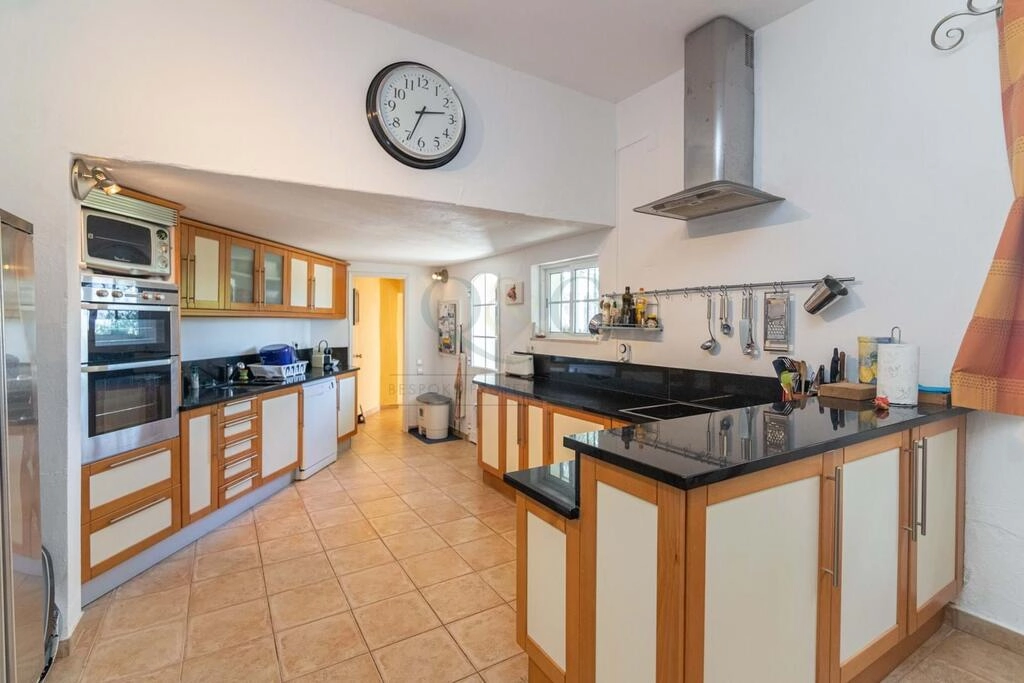 Villa com 6 quartos à venda em Loulé (São Sebastião) Villa com 6 quartos à venda em Loulé (São Sebastião)