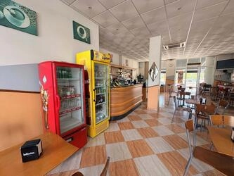 Commercial property For Sale in São Brás de Alportel